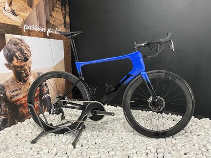Strada Classified