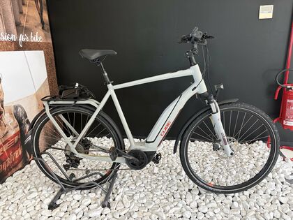 Touring E-bike
