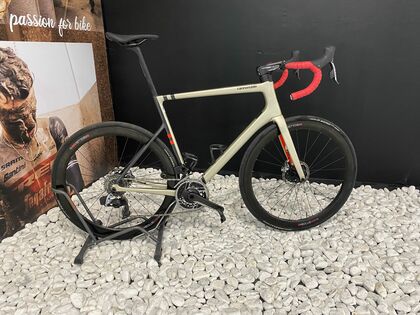 Supersix HM